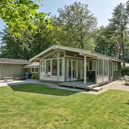 Dom wakacyjny Eriksine - 150m From The Sea By Interhome